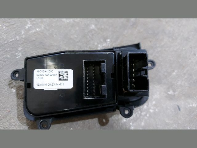 bontott KIA CEED Fényszórómagasság Állító Kapcsoló