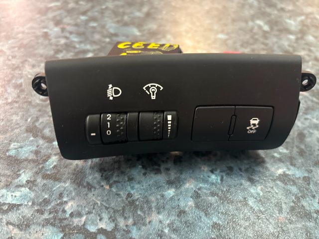 bontott KIA CEED Fényszórómagasság Állító Kapcsoló