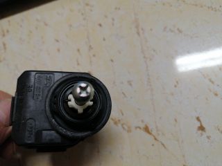 bontott KIA CEED Fényszórómagasság Állító Motor Jobb