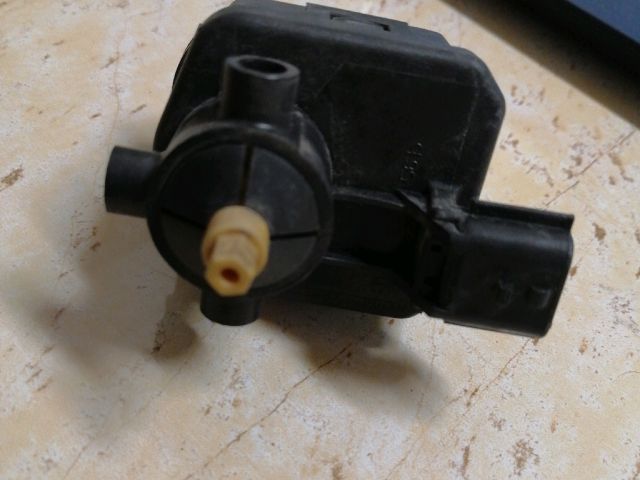 bontott KIA CEED Fényszórómagasság Állító Motor Jobb