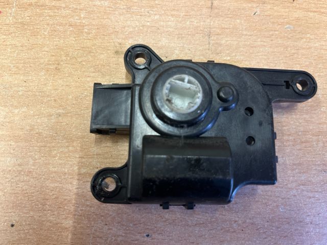 bontott KIA CEED Fűtés Állító Motor