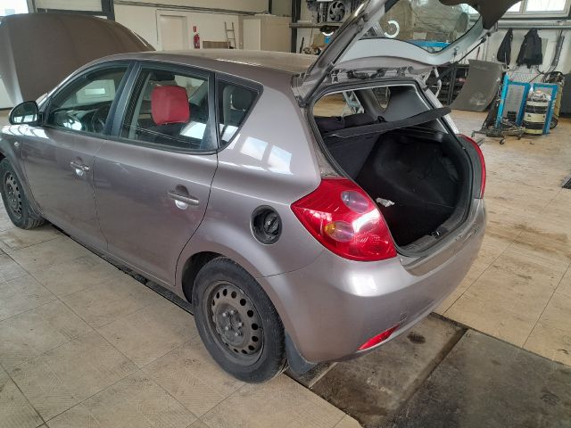 bontott KIA CEED Fűtés Box