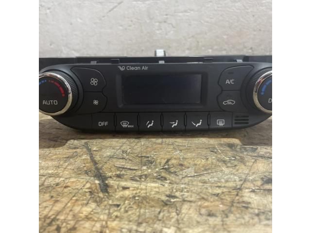 bontott KIA CEED Fűtéskapcsoló (digit klímás)