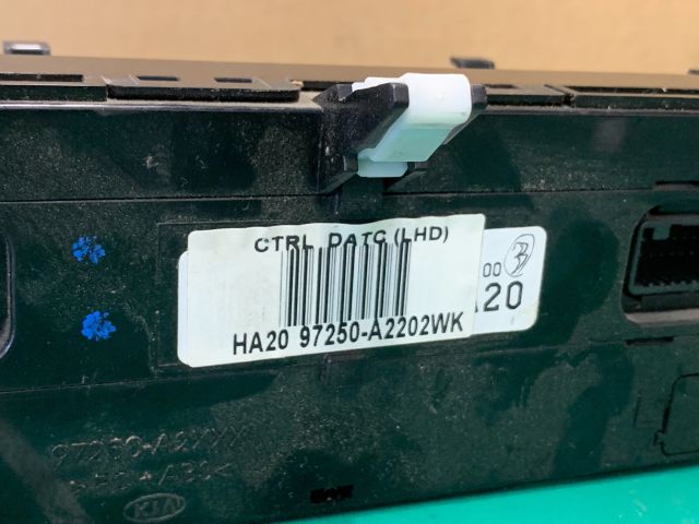 bontott KIA CEED Fűtéskapcsoló (digit klímás)