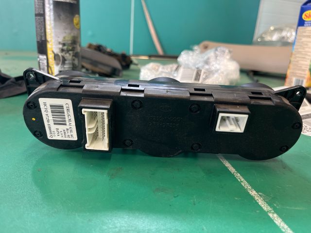 bontott KIA CEED Fűtéskapcsoló (digit klímás)