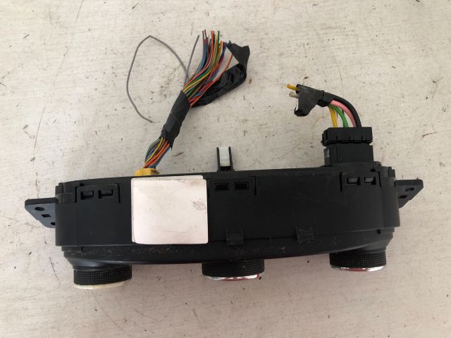 bontott KIA CEED Fűtéskapcsoló (digit klímás)