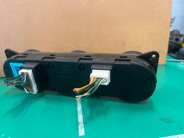 bontott KIA CEED Fűtéskapcsoló (manuális klímás)