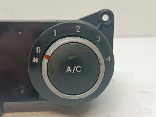 bontott KIA CEED Fűtéskapcsoló (manuális klímás)