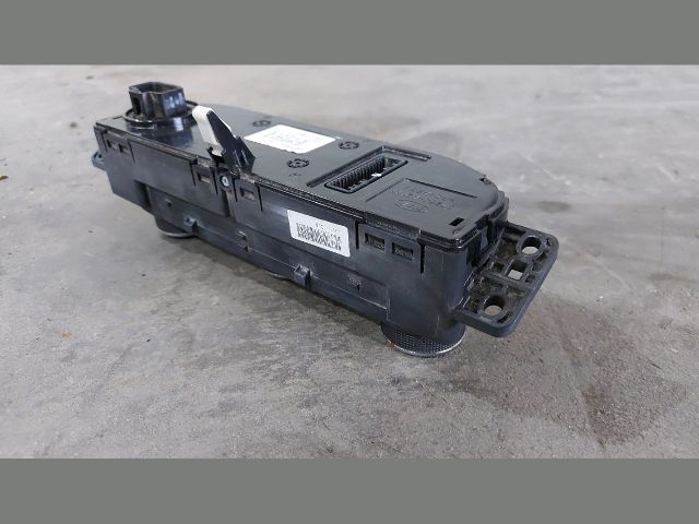 bontott KIA CEED Fűtéskapcsoló (manuális klímás)