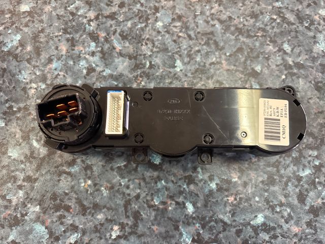 bontott KIA CEED Fűtéskapcsoló (manuális klímás)