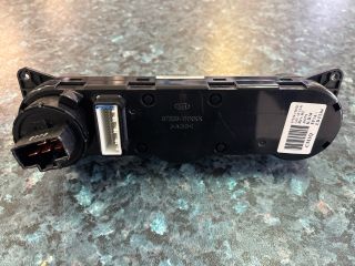 bontott KIA CEED Fűtéskapcsoló (manuális klímás)