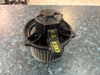 bontott KIA CEED Fűtőmotor (Klímás)