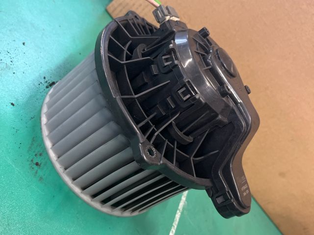 bontott KIA CEED Fűtőmotor (Klímás)