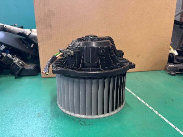 bontott KIA CEED Fűtőmotor (Klímás)