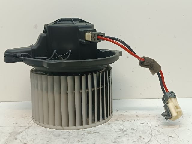 bontott KIA CEED Fűtőmotor (Klímás)