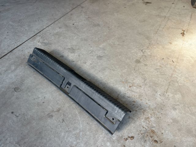 bontott KIA CEED Hátfal Burkolat