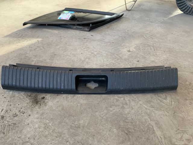 bontott KIA CEED Hátfal Burkolat