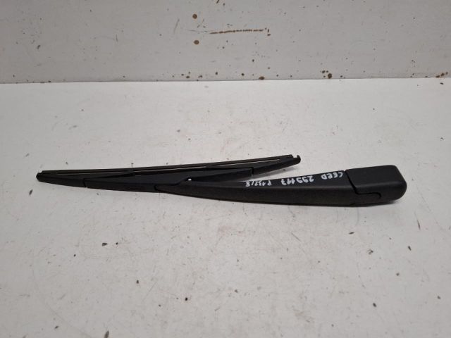 bontott KIA CEED Hátsó Ablaktörlő Kar