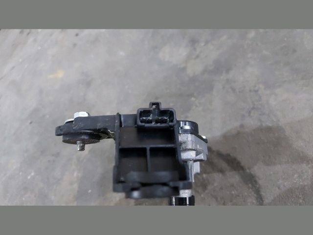 bontott KIA CEED Hátsó Ablaktörlő Motor