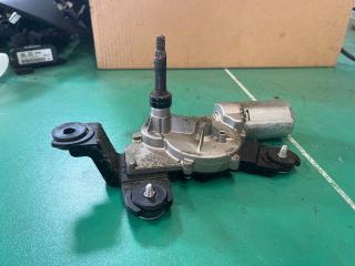 bontott KIA CEED Hátsó Ablaktörlő Motor