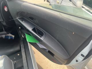 bontott KIA CEED Hátsó középső Biztonsági Öv