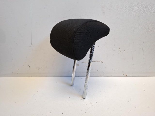 bontott KIA CEED Hátsó középső Fejtámla