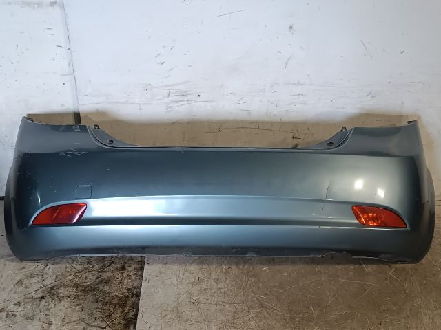 bontott KIA CEED Hátsó Lökhárító (Részeivel)