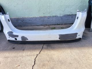 bontott KIA CEED Hátsó Lökhárító (Részeivel)