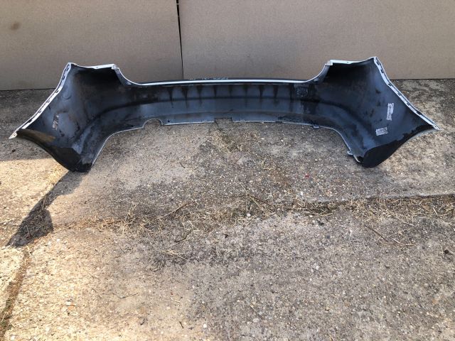 bontott KIA CEED Hátsó Lökhárító (Részeivel)