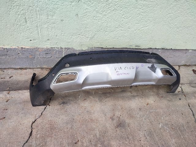 bontott KIA CEED Hátsó Lökhárító (Részeivel)