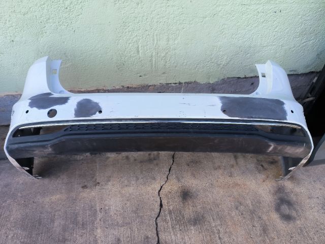 bontott KIA CEED Hátsó Lökhárító (Részeivel)