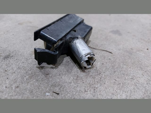 bontott KIA CEED Hátsó Rendszámtábla Világítás