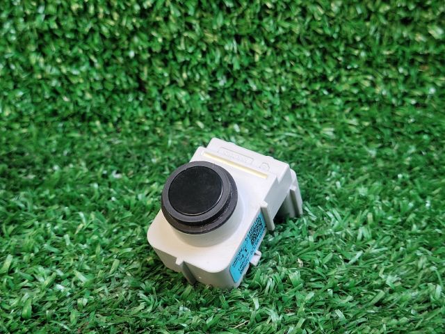 bontott KIA CEED Hátsó Tolatóradar Fej