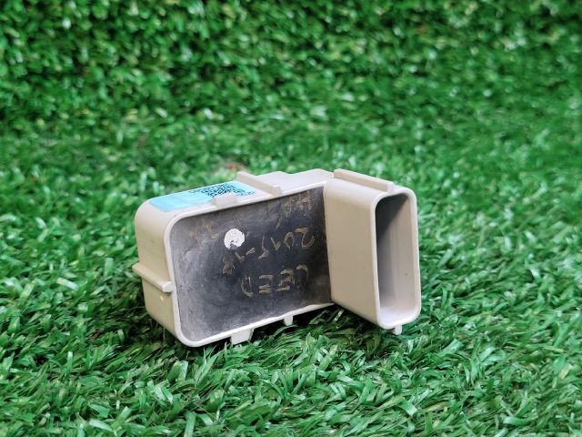 bontott KIA CEED Hátsó Tolatóradar Fej