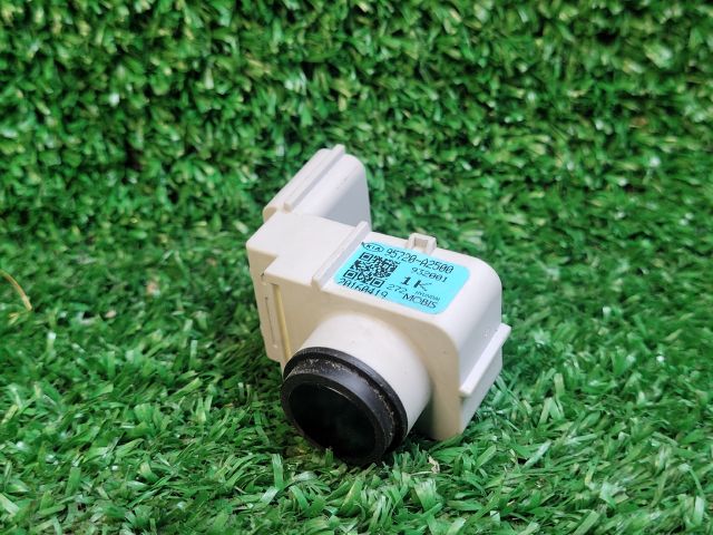 bontott KIA CEED Hátsó Tolatóradar Fej