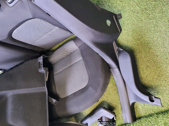 bontott KIA CEED Hátsó Ülés Szett