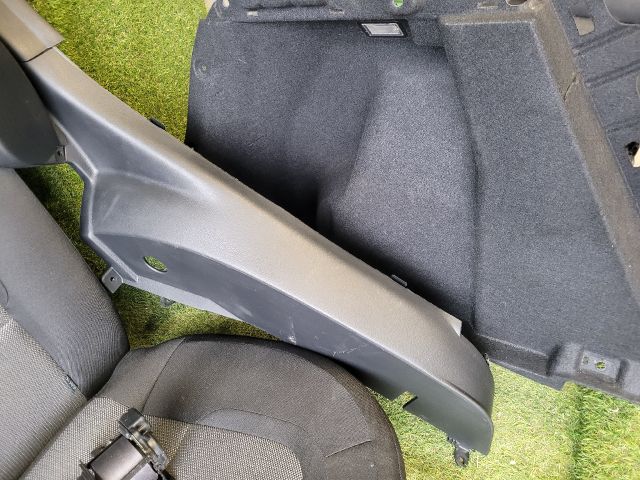 bontott KIA CEED Hátsó Ülés Szett