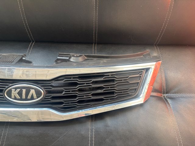 bontott KIA CEED Hűtőrács