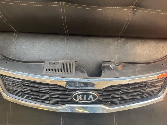 bontott KIA CEED Hűtőrács