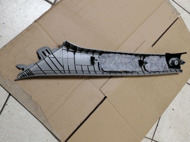 bontott KIA CEED Jobb A Oszlop Burkolat