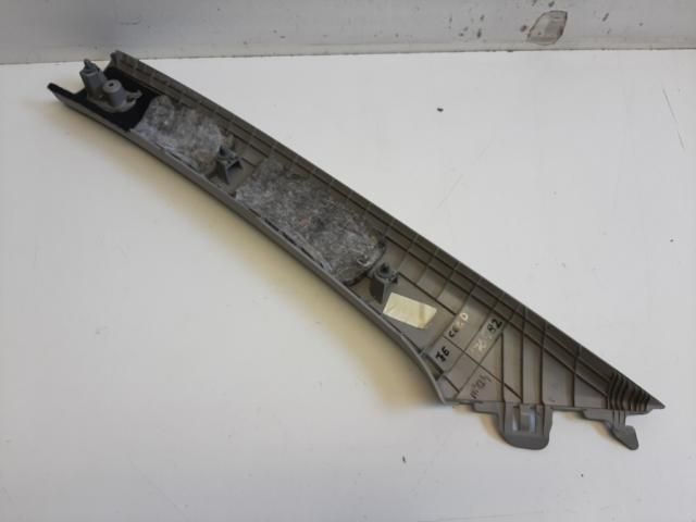 bontott KIA CEED Jobb A Oszlop Burkolat