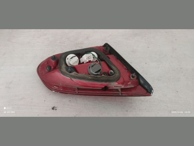 bontott KIA CEED Jobb Belső Hátsó Lámpa