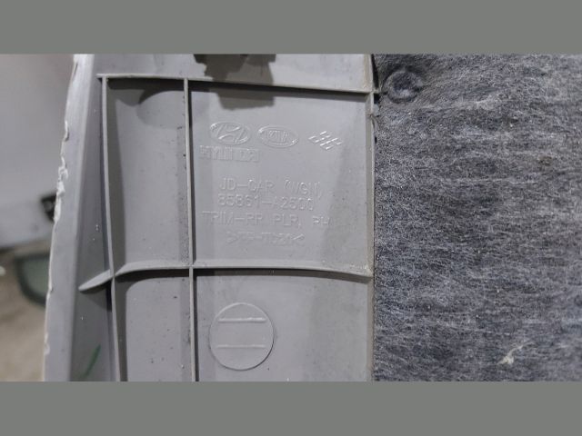 bontott KIA CEED Jobb C Oszlop Burkolat