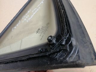 bontott KIA CEED Jobb C Oszlop Oldalablak Üveg