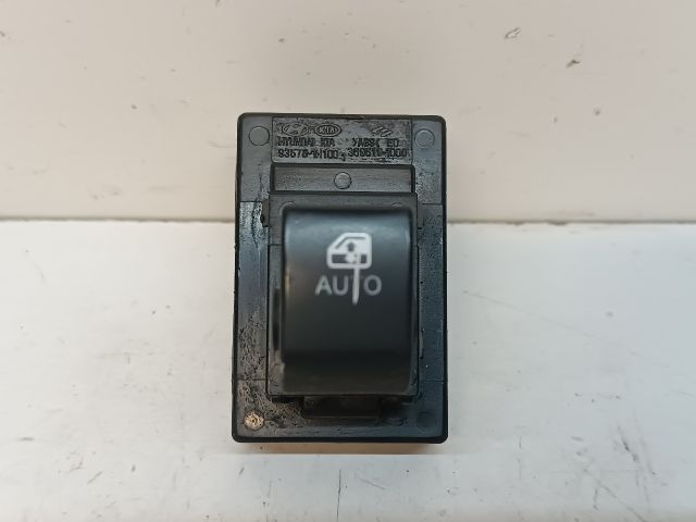 bontott KIA CEED Jobb első Ablakemelő Kapcsoló