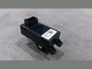 bontott KIA CEED Jobb első Ablakemelő Kapcsoló