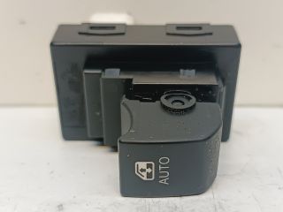 bontott KIA CEED Jobb első Ablakemelő Kapcsoló