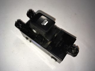 bontott KIA CEED Jobb első Ablakemelő Kapcsoló