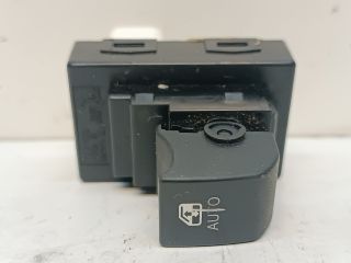 bontott KIA CEED Jobb első Ablakemelő Kapcsoló