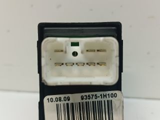 bontott KIA CEED Jobb első Ablakemelő Kapcsoló